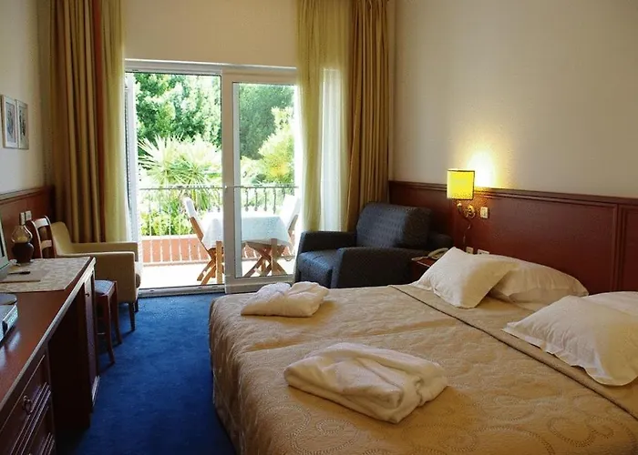 מלון Vera לובראן